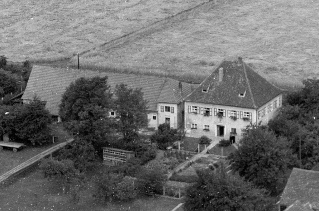Historischer Pfarrhof Niederleierndorf Langquaid Экстерьер фото